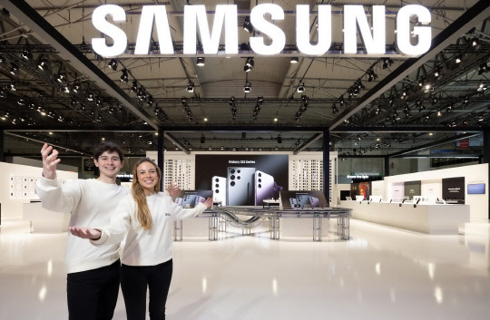 [MWC 2023] `S23` ϴ ,  ᡦ Ｚ ` °` ʴ